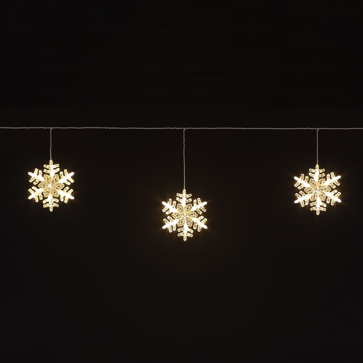 Snowtime Snowflake Christmas Lights 39 Warm White LEDs - Cater-Connect Ltd