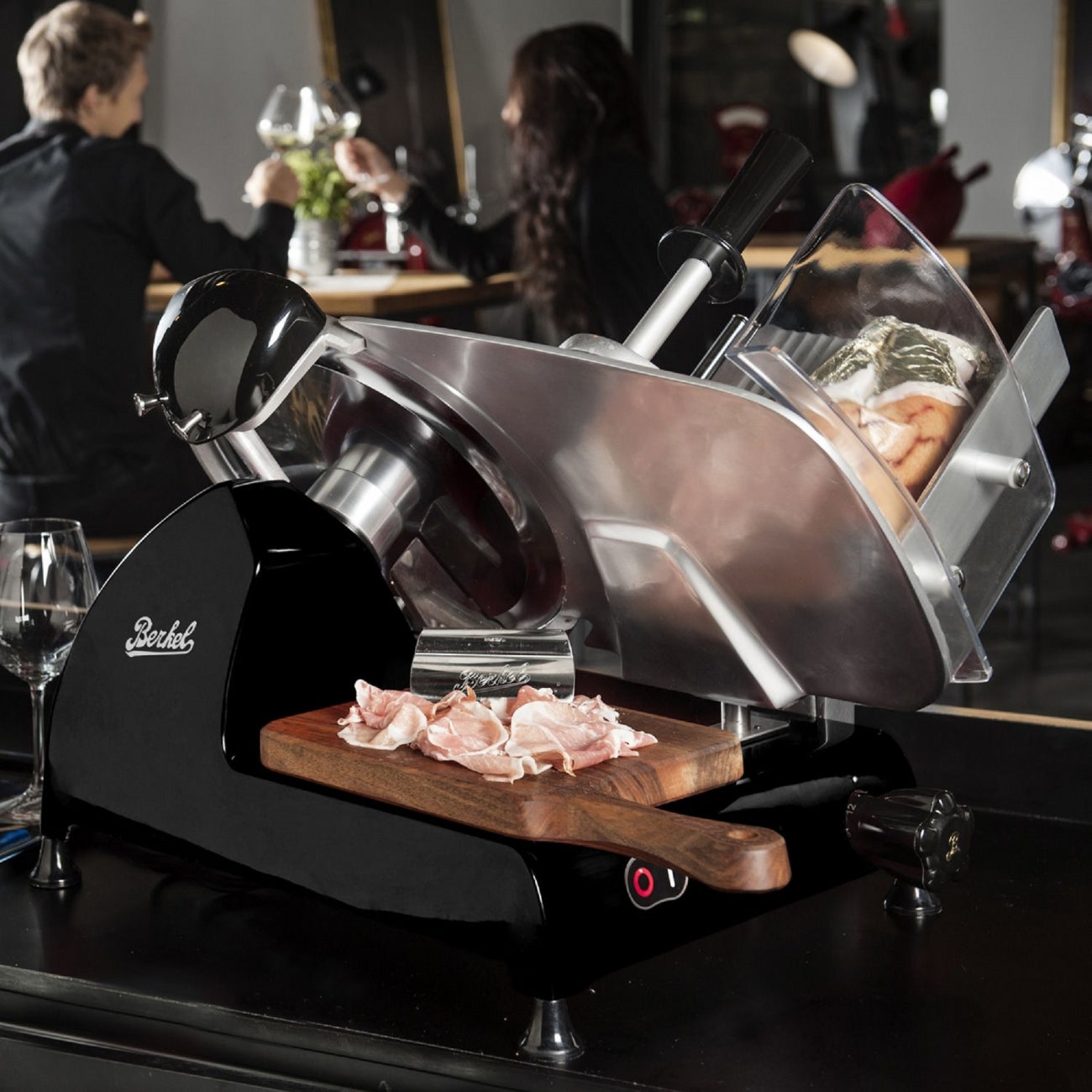 Berkel Red Line 300 Electric Black Meat Slicer - Cater-Connect Ltd