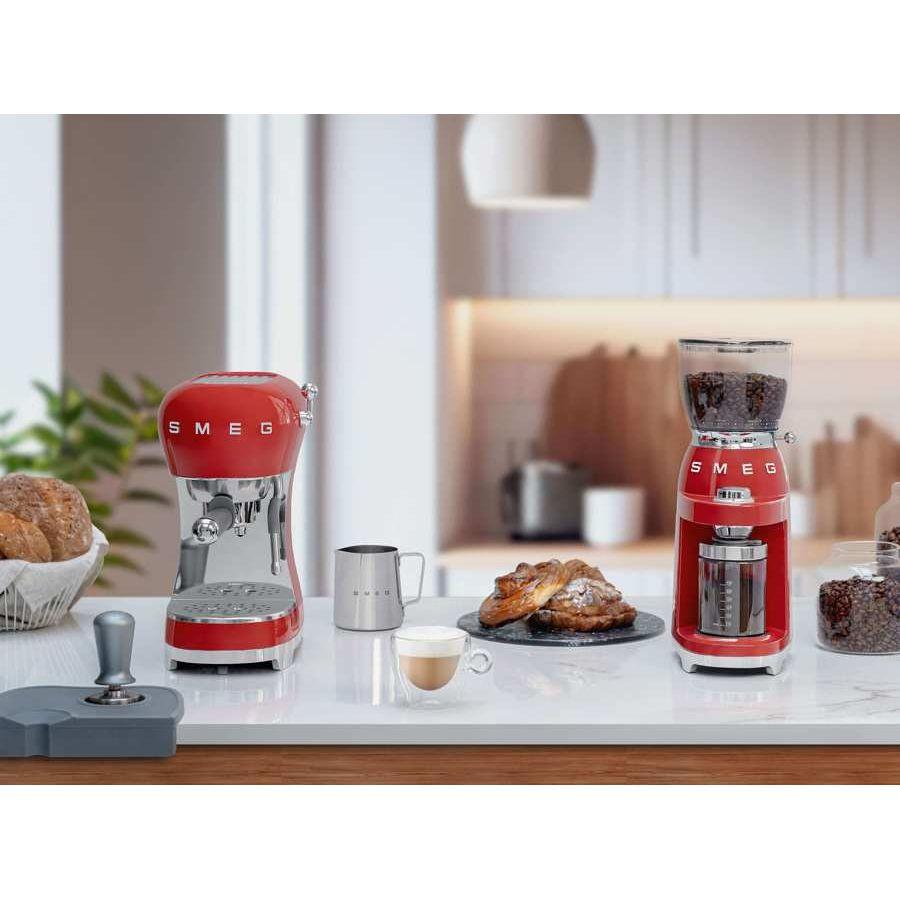 Smeg ECF02RDUK Retro Red Espresso Coffee Machine.