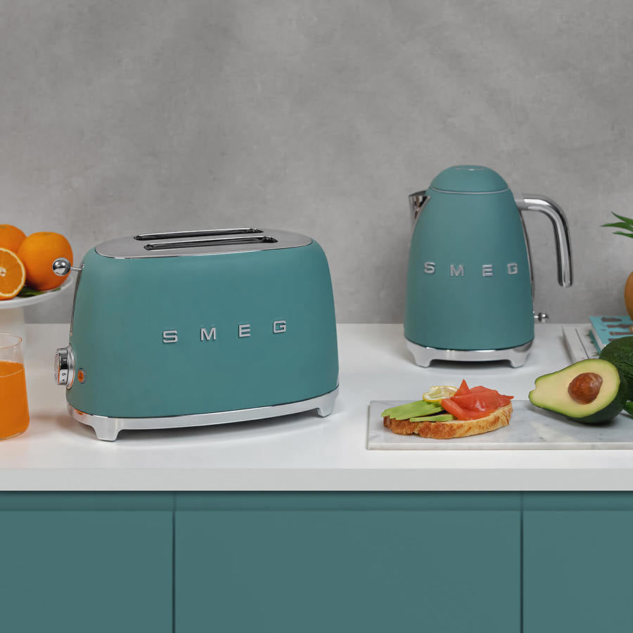 Smeg TSF01EGMUK Retro Matte Emerald Green 2 Slice Toaster - Cater-Connect Ltd