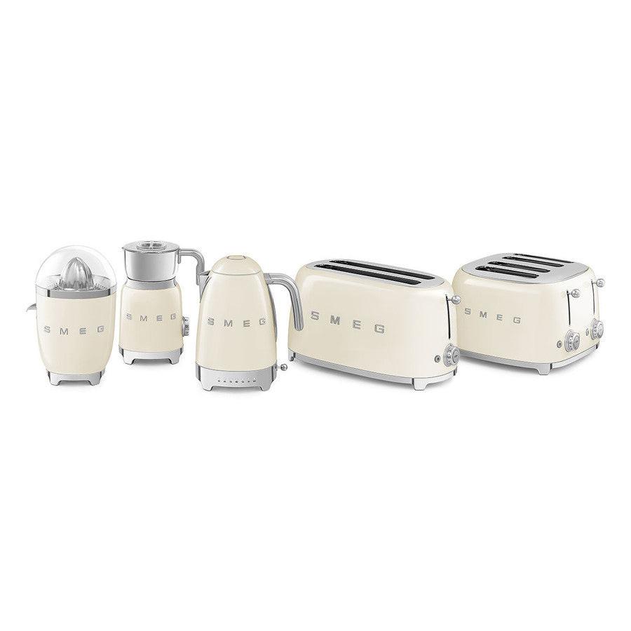 Smeg KLF04CRUK Cream Kettle 1.7 Litres.