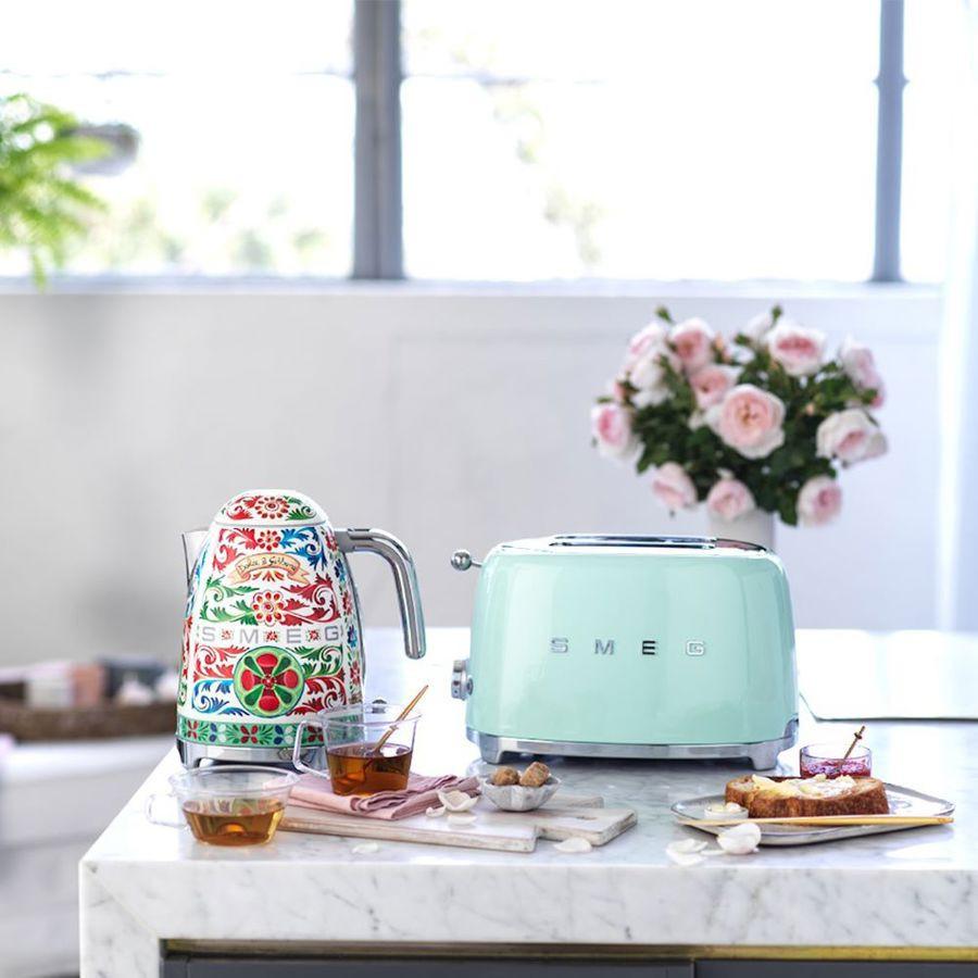 Smeg TSF01PGUK Retro Pastel Green 2 Slice Toaster.