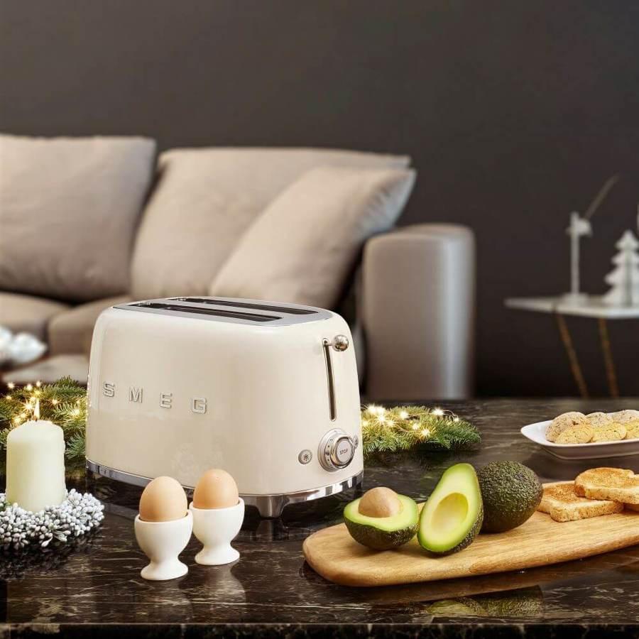 Smeg TSF01CRUK Retro Cream 2 Slice Toaster.
