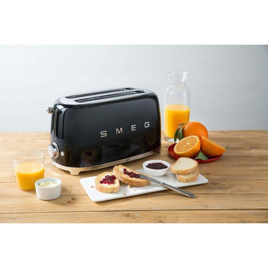 Smeg TSF02BLUK Retro Black 4 Slice Toaster.