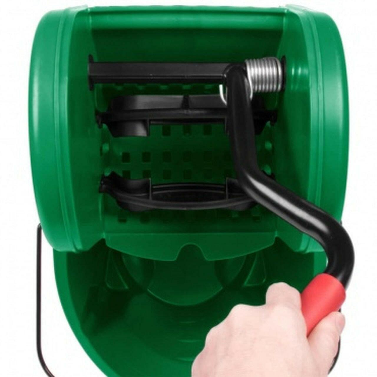 Rubbermaid Green Bucket Wavebrake Down Press Combo.