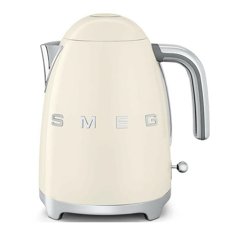 Smeg KLF03CRUK Cream Kettle 1.7 Litres.