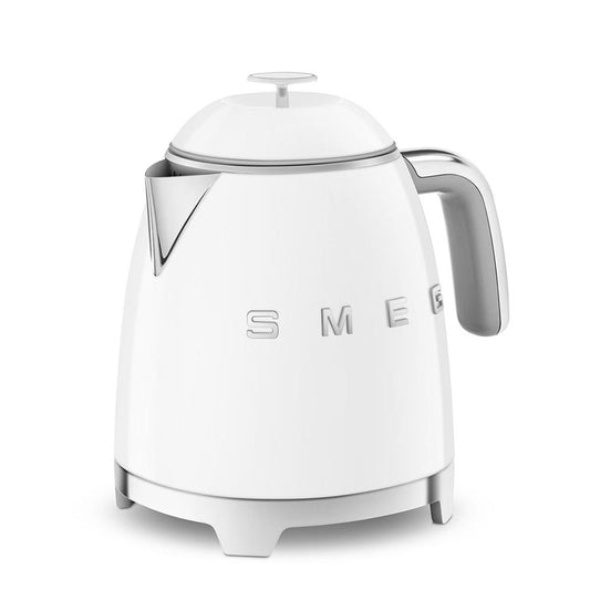 Smeg KLF05WHUK Small Retro White Kettle 0.8 Litres