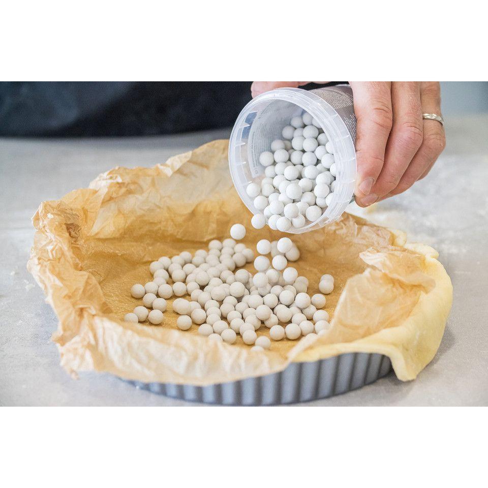 KitchenCraft Tub Of Ceramic Baking Beans 500g.